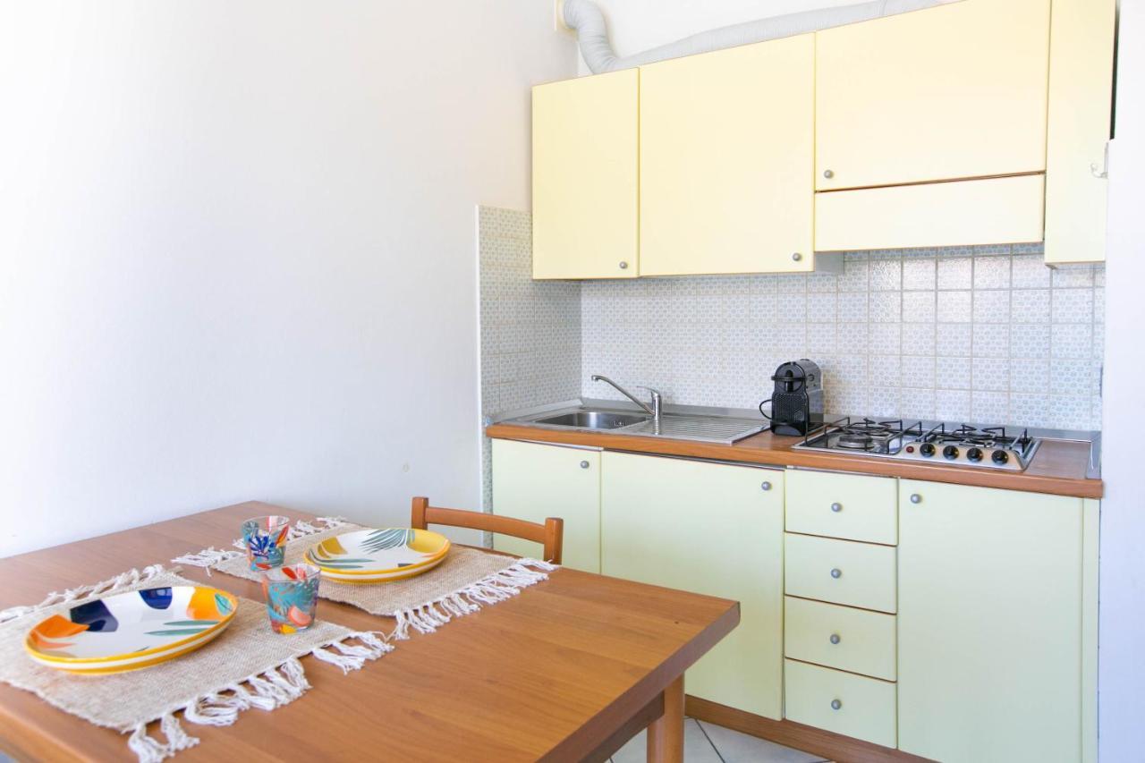 Residence Villa Dei Pini リミニ エクステリア 写真