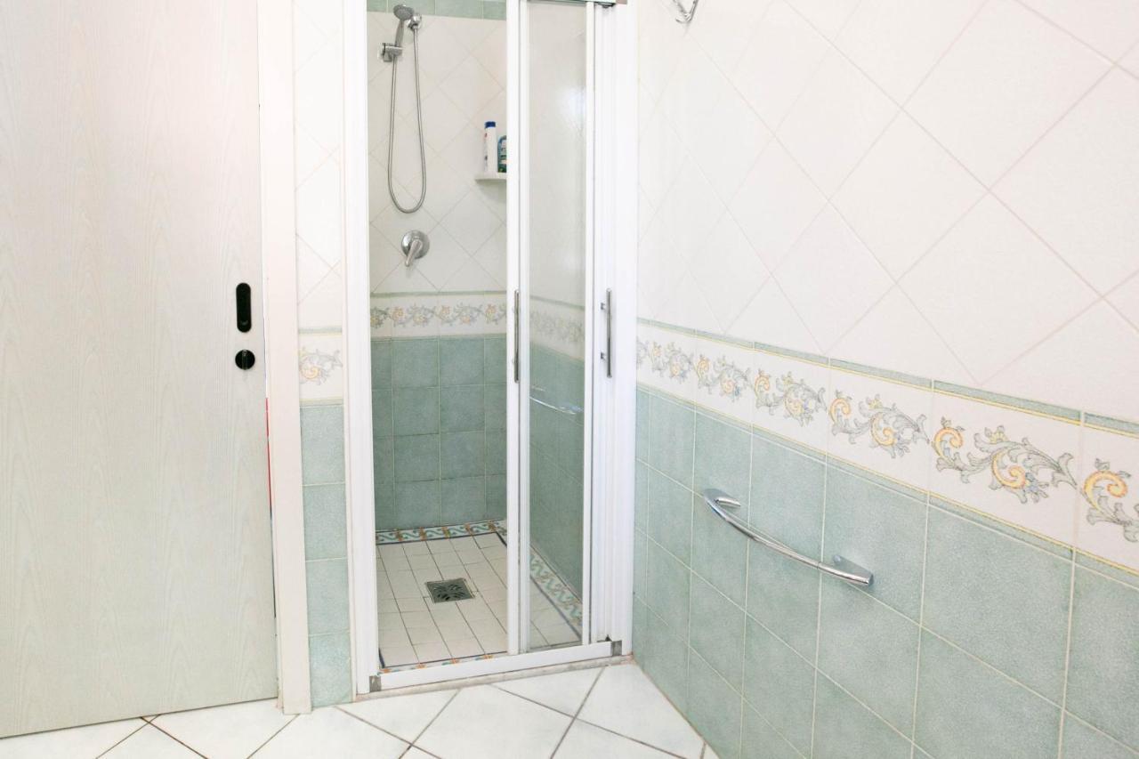 Residence Villa Dei Pini リミニ エクステリア 写真