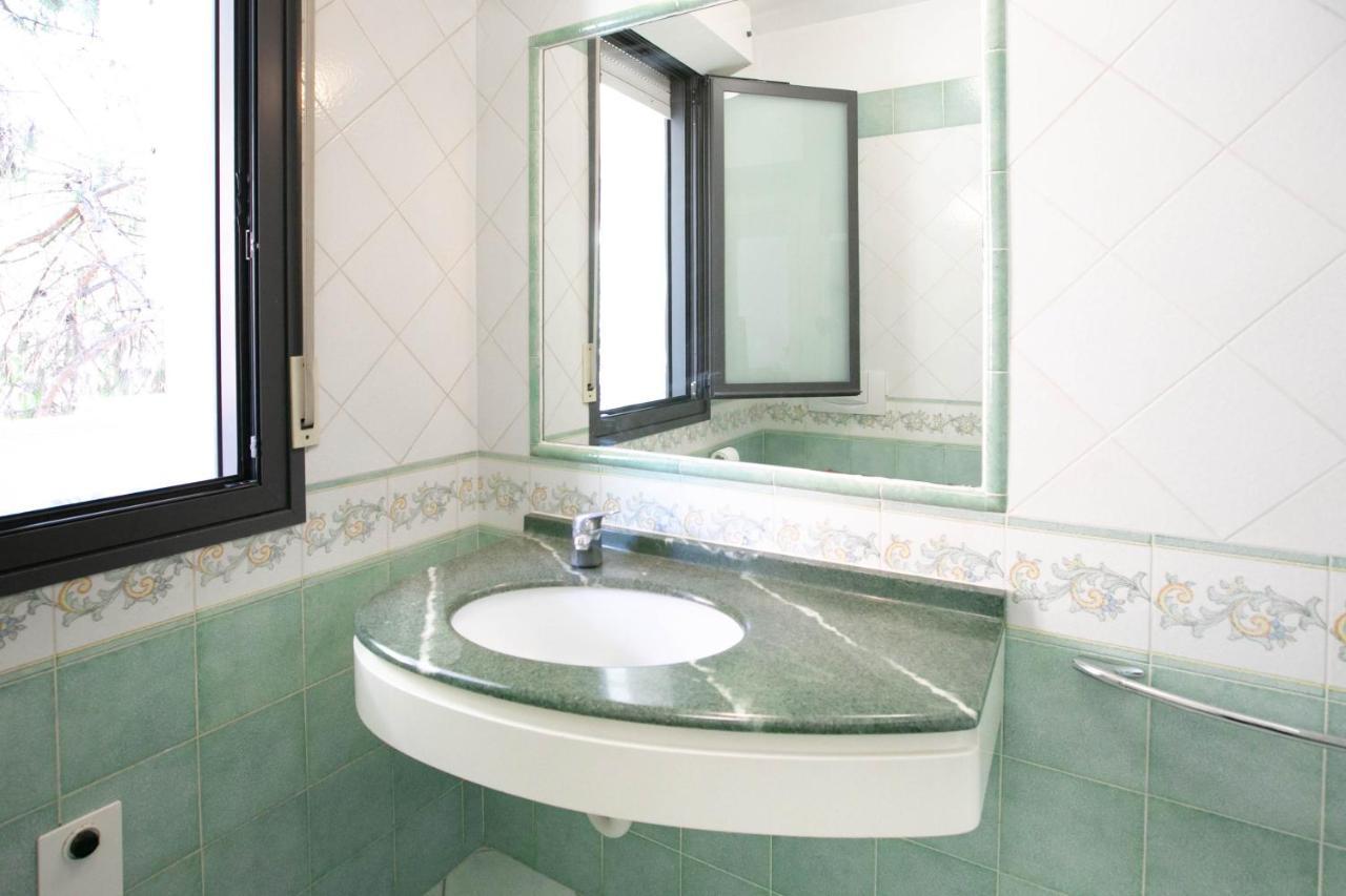 Residence Villa Dei Pini リミニ エクステリア 写真